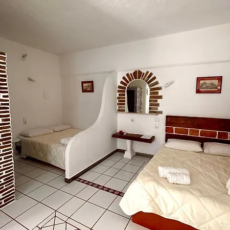 Nocleg ze śniadaniem Jasmine Of Cyclades Kini