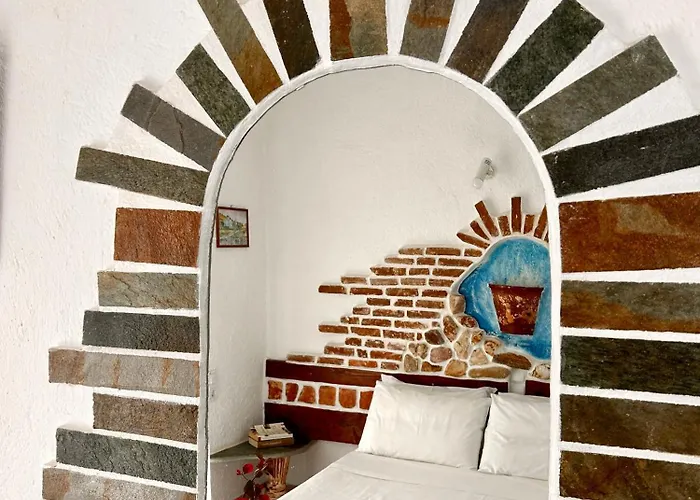 לינה וארוחת בוקר Jasmine Of Cyclades Kini