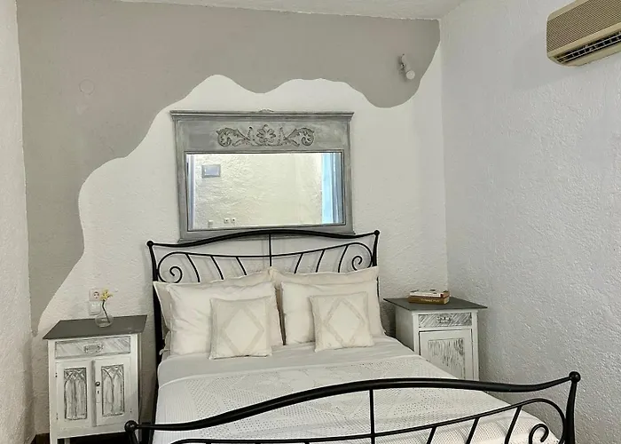 לינה וארוחת בוקר Jasmine Of Cyclades