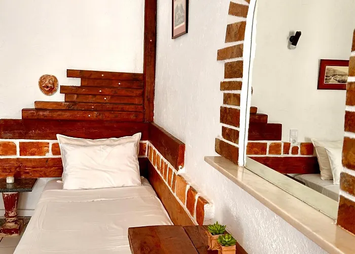 Jasmine Of Cyclades לינה וארוחת בוקר Kini