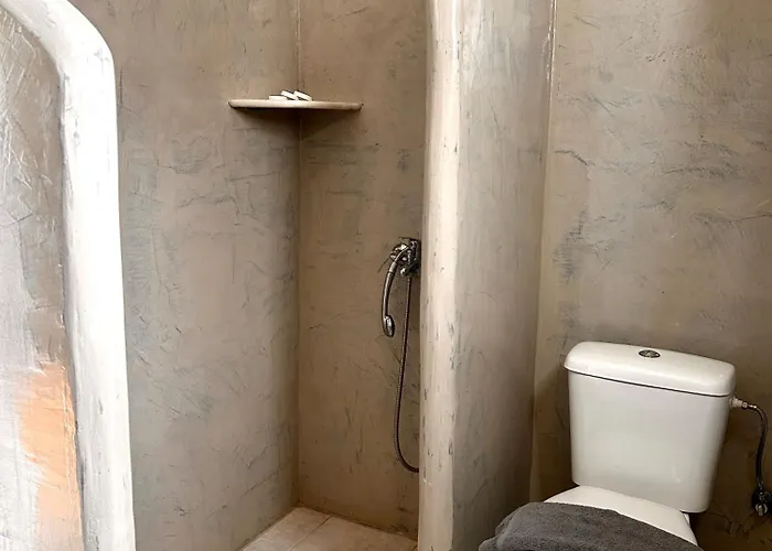 Jasmine Of Cyclades Kini