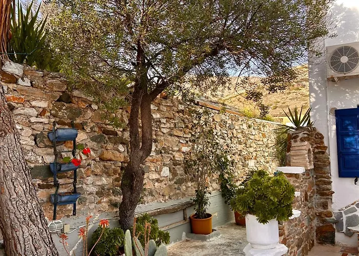 Jasmine Of Cyclades לינה וארוחת בוקר Kini