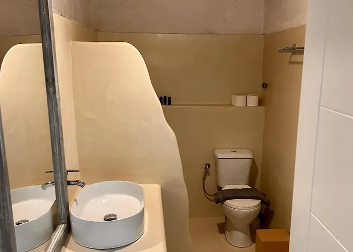 Jasmine Of Cyclades לינה וארוחת בוקר