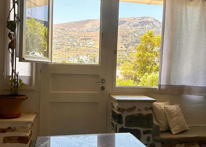 Jasmine Of Cyclades לינה וארוחת בוקר 3*