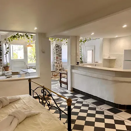 Jasmine Of Cyclades 3*